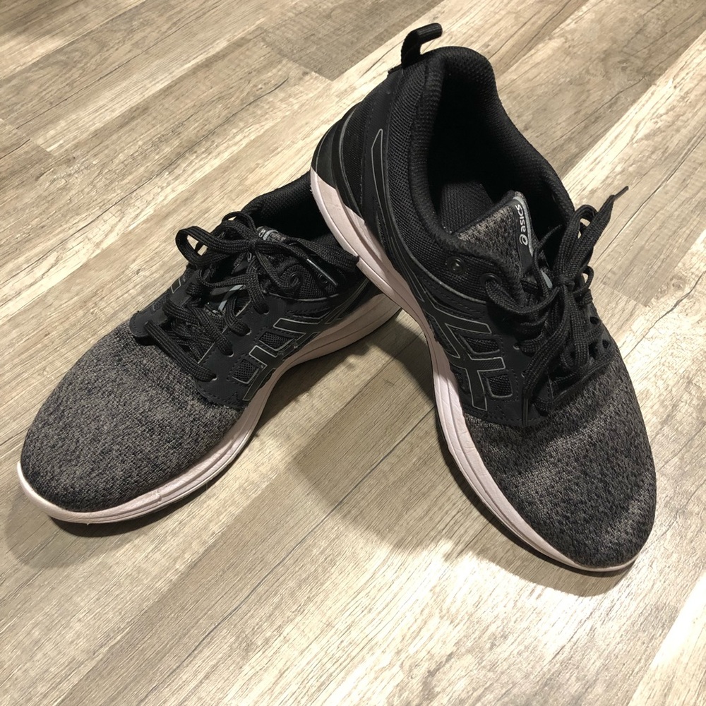 Asics Athletic Black & Gray Tennis Shoes Sneakers